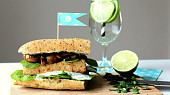 Tofu burger s grilovanými žampiony a špenátem