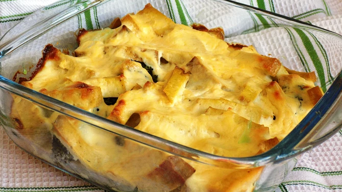 Zapékaná brokolice s tofu a jogurtem