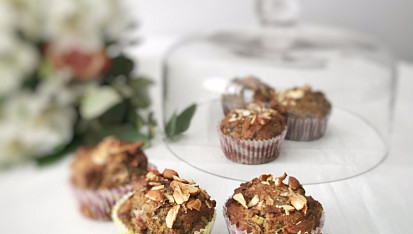 Bezlepkové makové muffiny s rebarborou