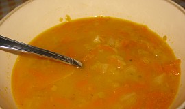 Fenyklovo-mrkvová polévka