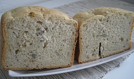 Kmínový obyčejný chléb z domácí pekárny