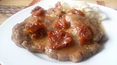 Krkovice na sušených rajčatech