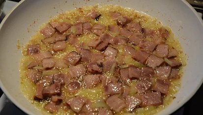 Květák jako mozeček se slaninou a žampióny