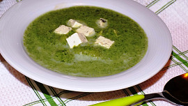Mangoldová ( špenátová ) polévka s tofu