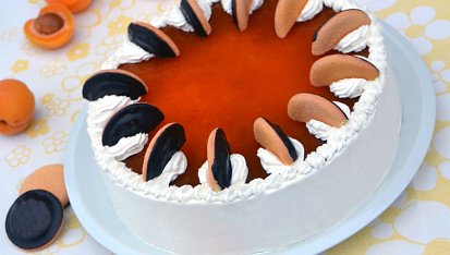Nepečený jaffa piškotový dort s meruňkovou čokonáplní, K výrobě nepečeného dortu můžete použít také polomáčené jaffa piškoty