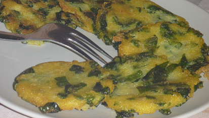 Opékaná polenta s medvědím česnekem