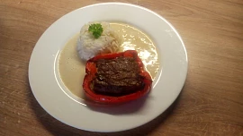 Pečené kapie plněné krůtím masem s rýží basmati