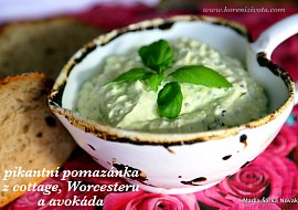 Pikantní pomazánka z cottage, worcesteru a avokáda