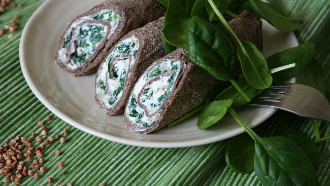 Pohankové palačinky se špenátem a ricottou