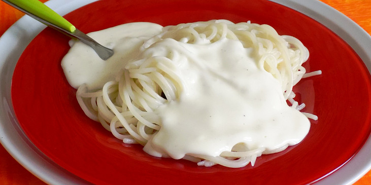 Sýrová omáčka na špagety