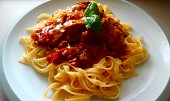 Tagliatelle a kuřecí nudličky