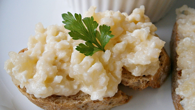 Tvarůžková pomazánka s tofu, Tvarůžková pomazánka s tofu