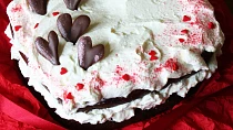Valentýnský red velvet cake