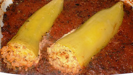 Vegetariánské plněné papriky