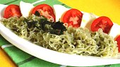 Zeleninové těstoviny Caprese