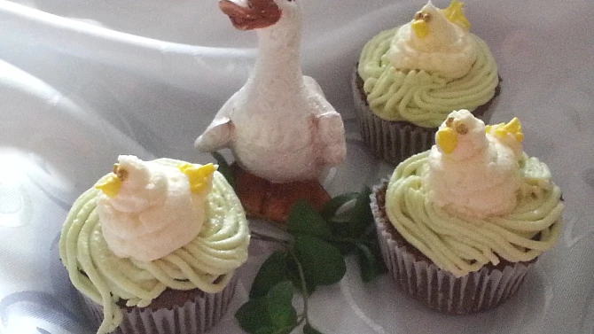 Bezlepkové muffiny s avokádovým krémem