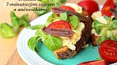 Crostini se 7-minutovým vejcem a ančovičkami