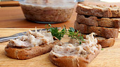 Králičí rillettes z PH