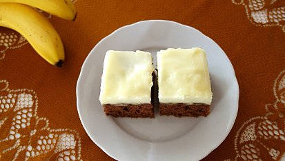 Pudinkové řezy s banánem bez lepku, mléka a vajec