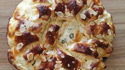 Věnec - kynuté těsto ze šlehačky, úžasný recept, takhle se povedl hned poprvé