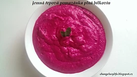 Zdravá lehká řepová pomazánka