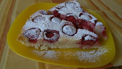 Jahodovo - kokosová buchta