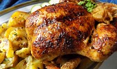 Pomalu pečené kuře v pečícím  sáčku  na cibuli