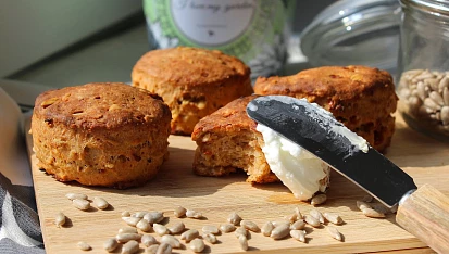 Mini muffiny se sušenými rajčaty