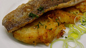 Pstruh s hash brown
