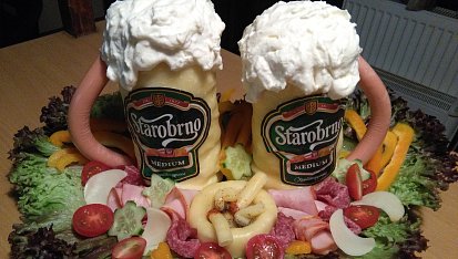Slaný dort - piva a popelník