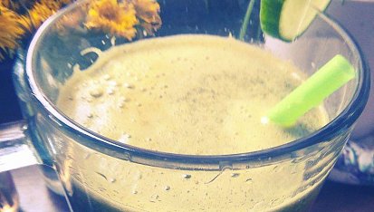Smoothie z pampeliškových listů - detoxikační 2 týdenní kůra, s okurkou