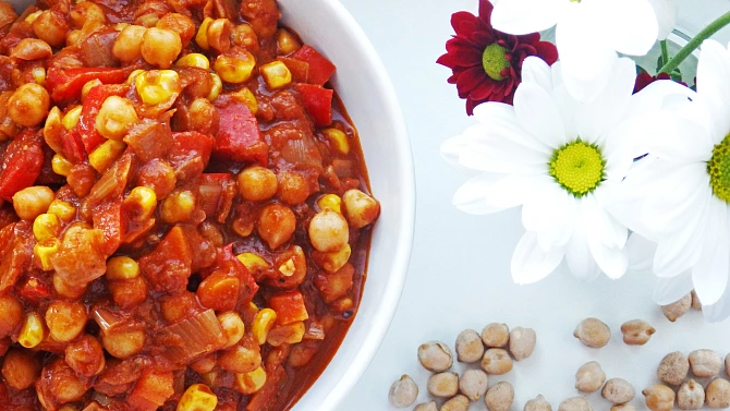 Chilli con carne (veganské)