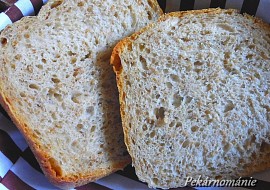 Chléb se žitnou lámankou