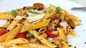 Penne se slávkami a parmezánem