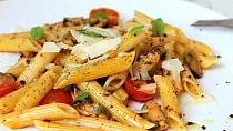 Penne se slávkami a parmezánem