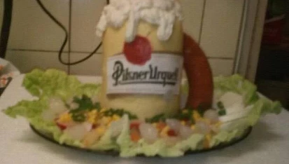 Pivo na slano, ja plnila křenovou pomazánkou z lučiny ,sýra,zakysané smetany a křenu . a byl moc dobrý