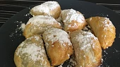 Šátečky z listového těsta plněné marmeládou, Šatečky plněné ribizovou marmeladou