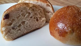 Sladké bulky s brusinkami