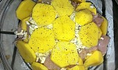 Zapečené brambory s kuřecím masem a Nivou (finální úprava)