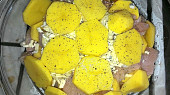 Zapečené brambory s kuřecím masem a Nivou, finální úprava