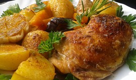 Kuře pečené s dýní a novými bramborami