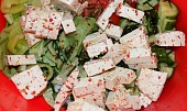 Zeleninový salát s tofu chilli