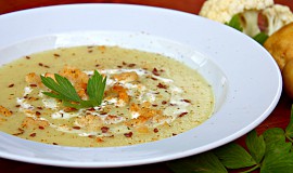 Květákovo-bramborová krémová polévka