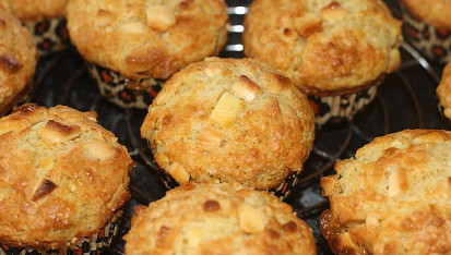 Likérové muffiny s bílou čokoládou
