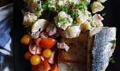 Mořská štika s bramborovým salátem (Mořská štika s bramborovým - jogurtovým salátem)