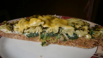 Quiche se špenátem a brokolicí