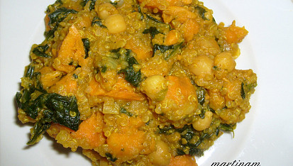Quinoa kari z jednoho hrnce (volně inspirované Ellou)