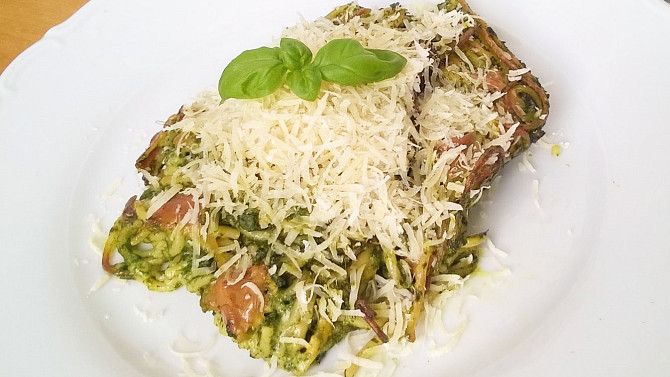 Smetanové těstoviny zapečené s bazalkovým špenátem, Verze se špagetami