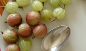 Angreštový clafoutis