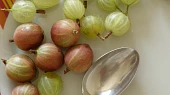 Angreštový clafoutis